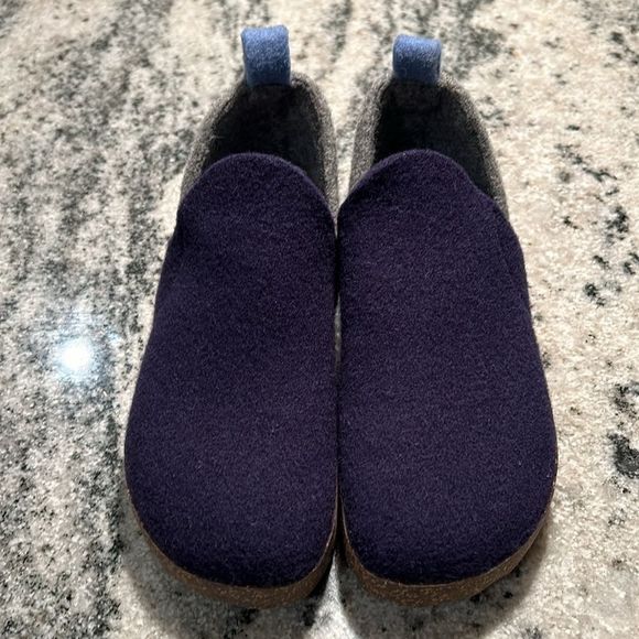 Asportuguesas Women's Gray and Navy Wool Slip-On Shoes - Picture 8 of 9